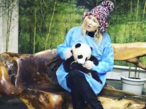 VIDEO : Exclu Vido : Kate Hudson : Sa tendre rencontre avec un bb panda  Shanghai !