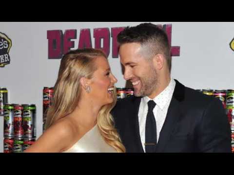 VIDEO : Ryan Reynolds and Blake Lively Sizzle on First Red Carpet Appearance in Almost a Year