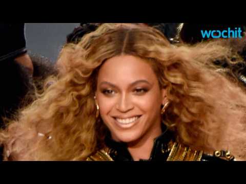 VIDEO : Beyonce's Super Bowl Show: Social Justice or Cop Bashing?