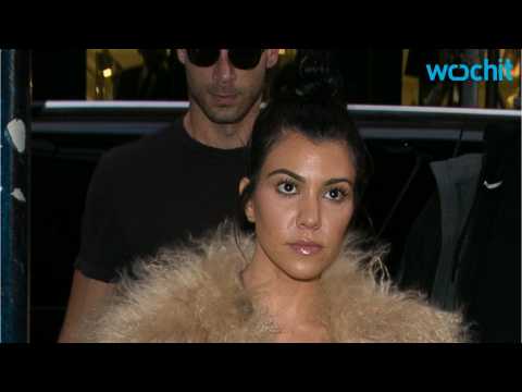 VIDEO : Kourtney Kardashian Goes Sheer in NYC