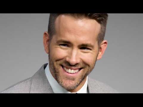 VIDEO : Ryan Reynolds is PEOPLE's Sexiest Dad Alive