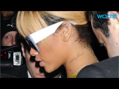 VIDEO : Rihanna Finally Releases 'Anti' Album