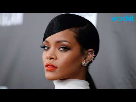 VIDEO : Rihanna's New Album 'ANTI' Has a Big Problem