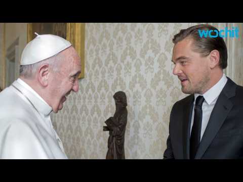 VIDEO : Leonardo DiCaprio Discusses Environmental Issues With Pope Francis on Thursday
