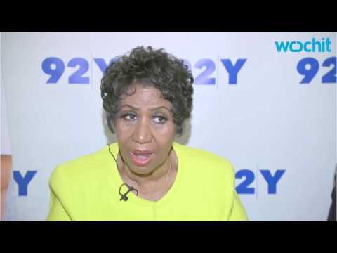 VIDEO : Aretha Franklin To Compete With Patti Labelle's Pies