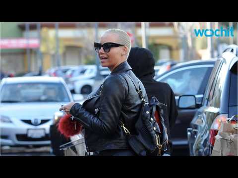 VIDEO : Amber Rose Thinks Kanye West Is A 'Clown'