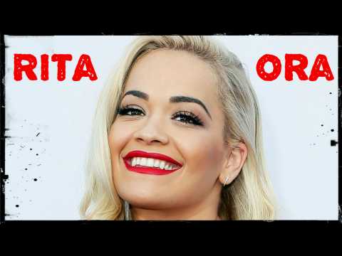 VIDEO : Rita Ora : Sexy et seins nus pour le magazine 