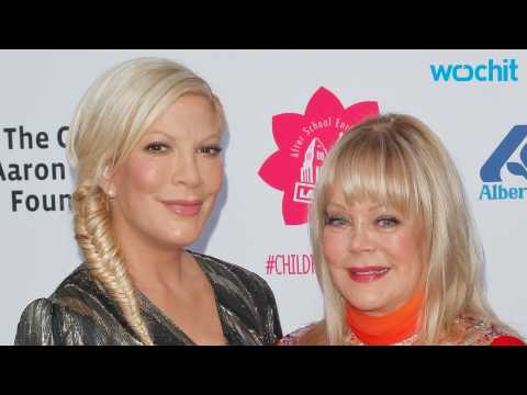 VIDEO : Tori Spelling Disses Mom Candy in Interview With Lena Dunman