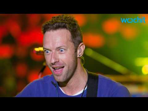 VIDEO : Chris Martin Abstains One Day A Week From... Eating?