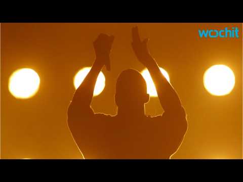 VIDEO : Kanye West Releases 'Waves' Album Premiere Info