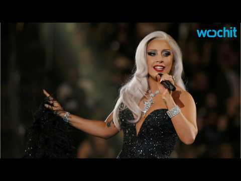 VIDEO : Lady Gaga to Honor David Bowie at Upcoming Grammys