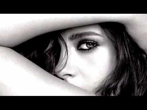 VIDEO : Kristen Stewart is the New Face of Chanel Makeup!