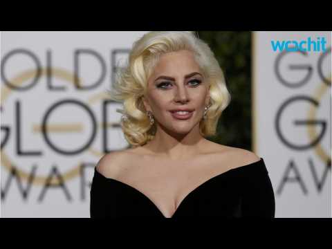 VIDEO : Grammys 2016: Lady Gaga Will Perform David Bowie Tribute