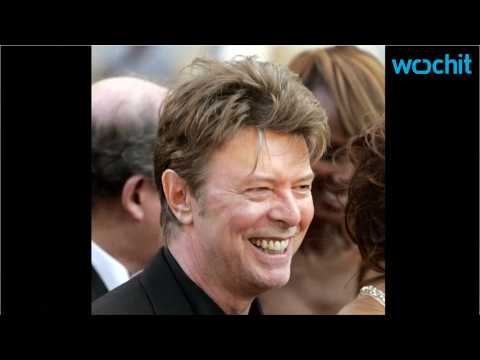 VIDEO : Who's Paying Tribute to David Bowie at Grammys???