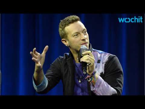 VIDEO : Coldplay's Chris Martin Gets Pep Talk From His Daughter