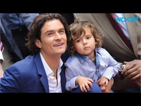 VIDEO : Orlando Bloom Brings Katy Perry To Celebrity Filled Party