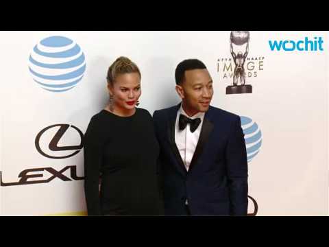 VIDEO : Chrissy Teigen And John Legend Style It Up For A Glamorous Date Night Out