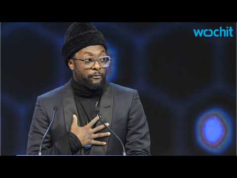 VIDEO : Will.I.Am Backs Hillary Clinton at Global Forum