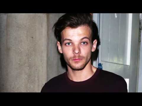 VIDEO : Louis Tomlinson Buys Modest Home For Baby Mama and Son