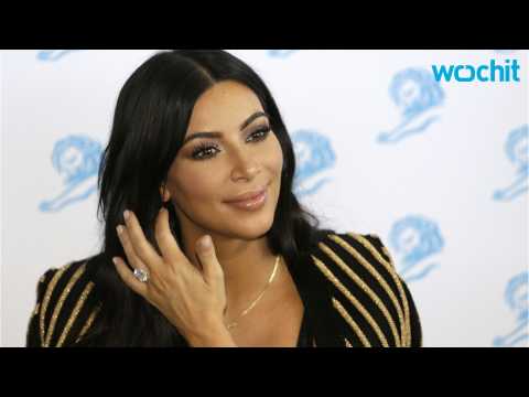 VIDEO : Kim Kardashian's Thoughts on Breastfeeding in Public?