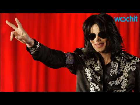 VIDEO : Who's Playing Michael Jackson in Elizabeth, Michael & Marlon???
