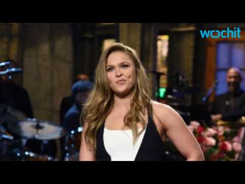 VIDEO : Ronda Rousey Says Nope She's Not Engaged