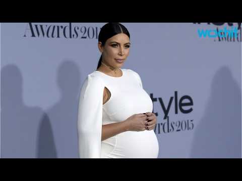 VIDEO : Kim Kardashian Says She?ll Never Breastfeed Her Baby Out in Public