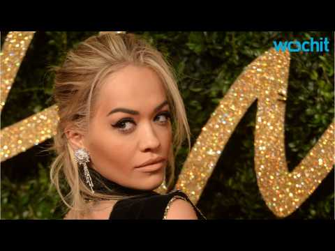 VIDEO : Did Rita Ora Hooked Up With Gerard Butler? Butler?