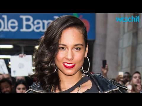 VIDEO : Alicia Keys Is Getting Better With Age