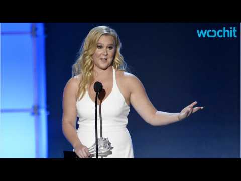 VIDEO : Amy Schumer Doesn't Like The 