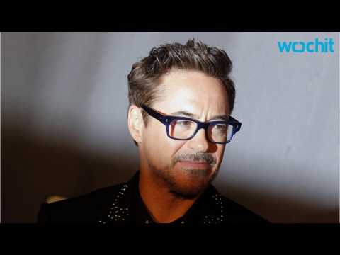 VIDEO : Robert Downey Jr is in Talks About Making Sherlock Holmes 3