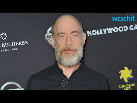 VIDEO : J.K. Simmons Talks Commissioner Gordon Role for 'Justice League'