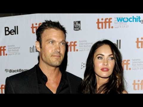 VIDEO : Megan Fox and Brian Austin Green Spotted in Hawaii