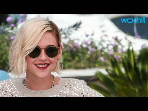 VIDEO : Cannes boos Kristen Stewart's movie, Personal Shopper