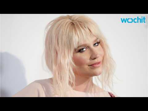 VIDEO : Kesha Will Perform At Billboards Awards After All