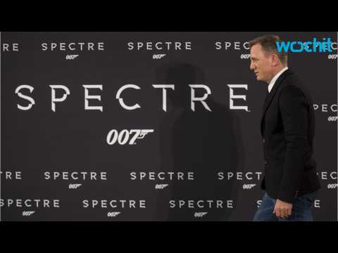 VIDEO : Daniel Craig Reportedly Turned Down $100 Million for Two New Bond Films?