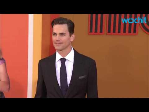 VIDEO : Matt Bomer Is The Epitmome of Cool At 'The Nice Guys