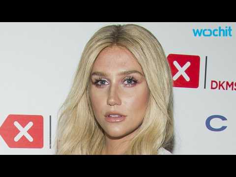 VIDEO : Kesha unable to sing at Billboard thanks to Dr. Luke