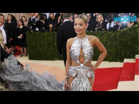VIDEO : Selfie with Beyonce Clears Rita Ora Name in 