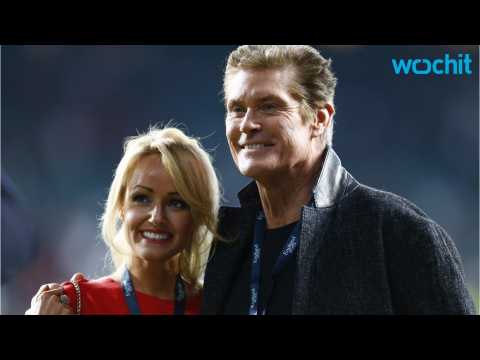 VIDEO : David Hasselhoff Pops the Question to Girlfriend Hayley Roberts