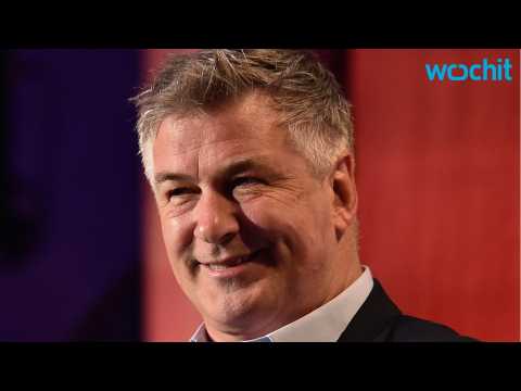 VIDEO : Alec Baldwin Lost His Cool with a Paparazzo