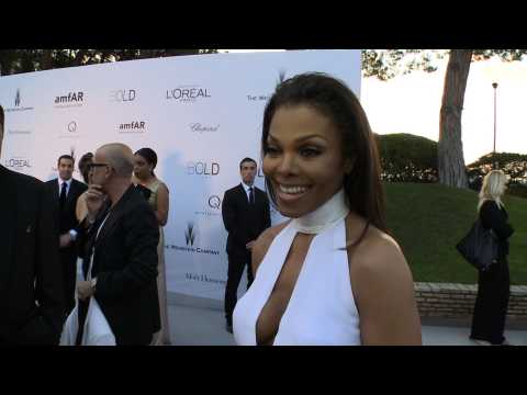 VIDEO : Janet Jackson expecting first child at 50 years old