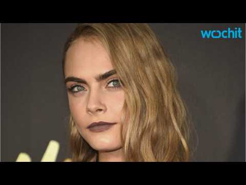 VIDEO : Suicide Squad's Cara Delevingne Has Real Powers