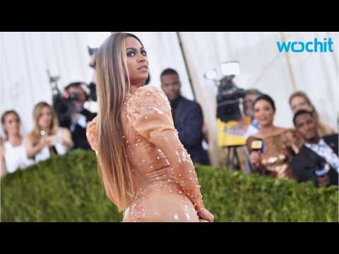 VIDEO : Beyonce's Hair Change