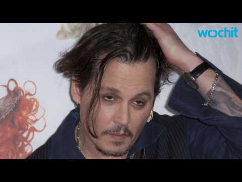 VIDEO : Johnny Depp Jocks About His International Dog Smuggling Scandal Apology