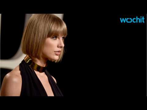 VIDEO : Taylor Swift's New Hairstyle Confirmed