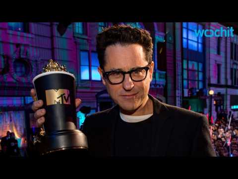 VIDEO : Director J.J. Abrams Helps to Shed Light on 