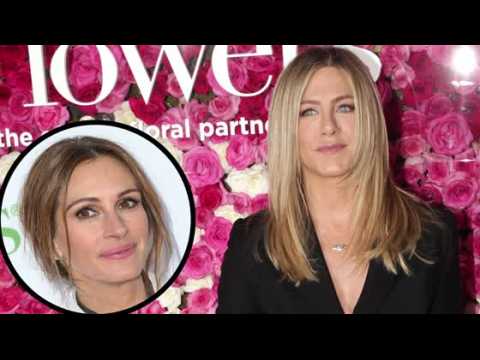 VIDEO : Jennifer Aniston s'est retrouve sans voix devant Julia Roberts