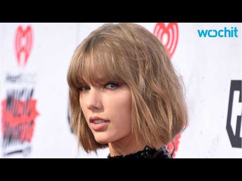 VIDEO : Taylor Swift's Newest Apple Music Ad