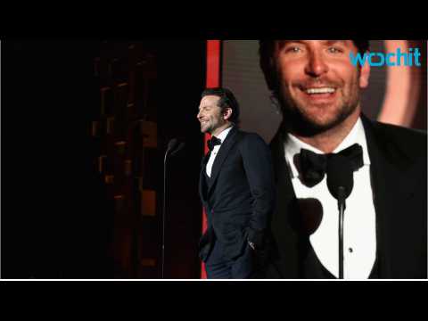 VIDEO : Bradley Cooper Speaks About Losing His Father to Cancer